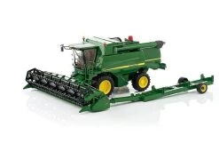 Bruder John Deere T670i Combine Harvester Toy