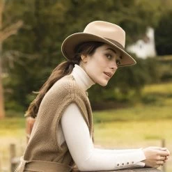 Hicks & Brown Ladies Suffolk Fedora Hat Gamebird Feather -Equestrian Sales Store hicks brown fedora the suffolk fedora in camel gamebird feather camel suffolk fedora gamebird feather hicks brown 28441734774866 1920x